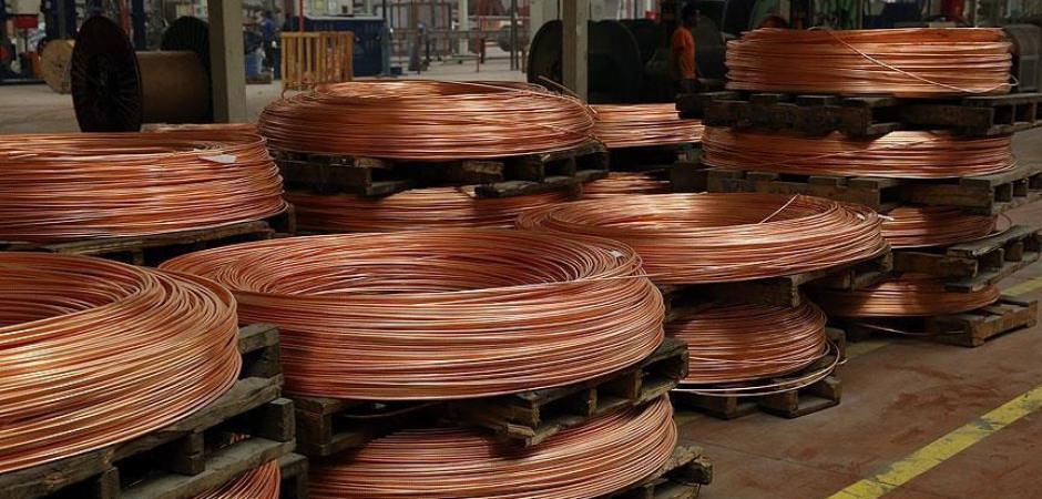 Yapay zeka r&uuml;zgarı ve dolar zayıfladı: Bakır piyasası yeniden şahlandı