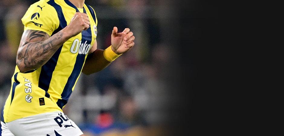 Y&ouml;netimin sabrı kalmadı! Telefonlara bakmayan yıldıza ceza verilecek