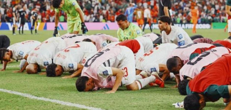 90+1'de devam deyip penaltılarda fişi &ccedil;ektiler! Fas son 16'da