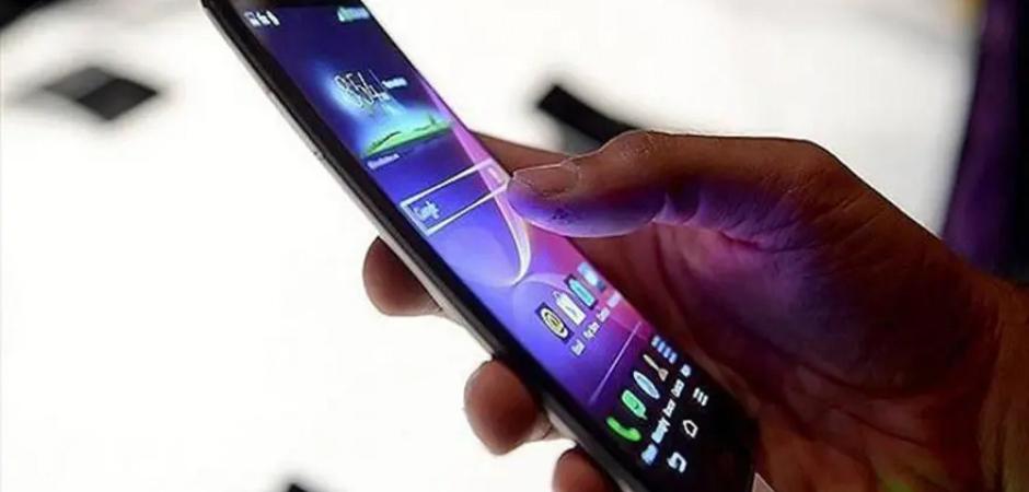 Cep telefonu ithalatında yeni d&ouml;nem! Yeni d&uuml;zenleme bug&uuml;n y&uuml;r&uuml;rl&uuml;ğe girdi