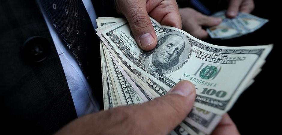 Hepsi dolara sırtını d&ouml;nd&uuml;! Trilyon dolarlık devlerin tercihi değişti: Tarihte bir ilk