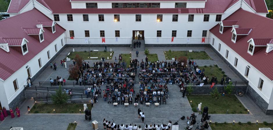 Bakan Ersoy m&uuml;jdeyi verdi: Eski askeri kışlaydı, Avrupa'nın en iyi m&uuml;zesi olmaya aday