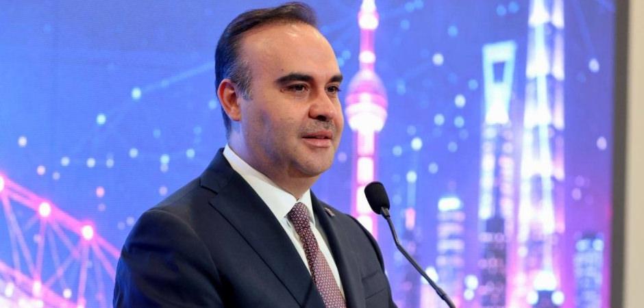 Bakan Kacır: Rotamız g&ouml;ky&uuml;z&uuml;, durağımız Afyonkarahisar diyerek duyurdu!