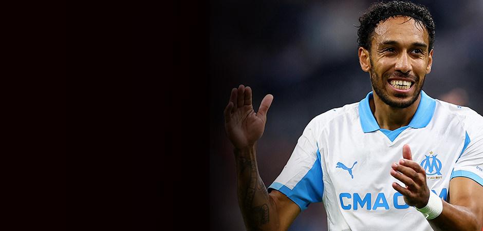 D&uuml;nyaca &uuml;nl&uuml; yıldız golc&uuml; &Ccedil;orum FK i&ccedil;in İstanbul'da