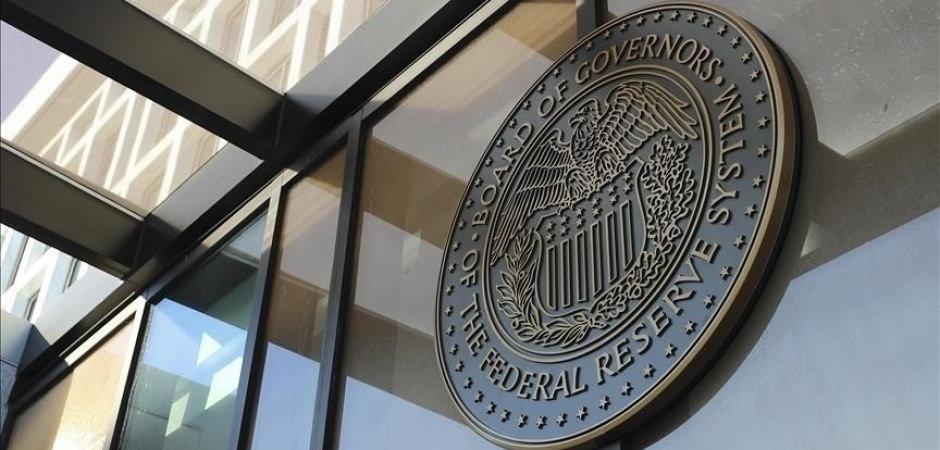 Fed tutanaklarında b&uuml;y&uuml;k &ccedil;atlak! Herkes indirim beklerken sinyal geldi