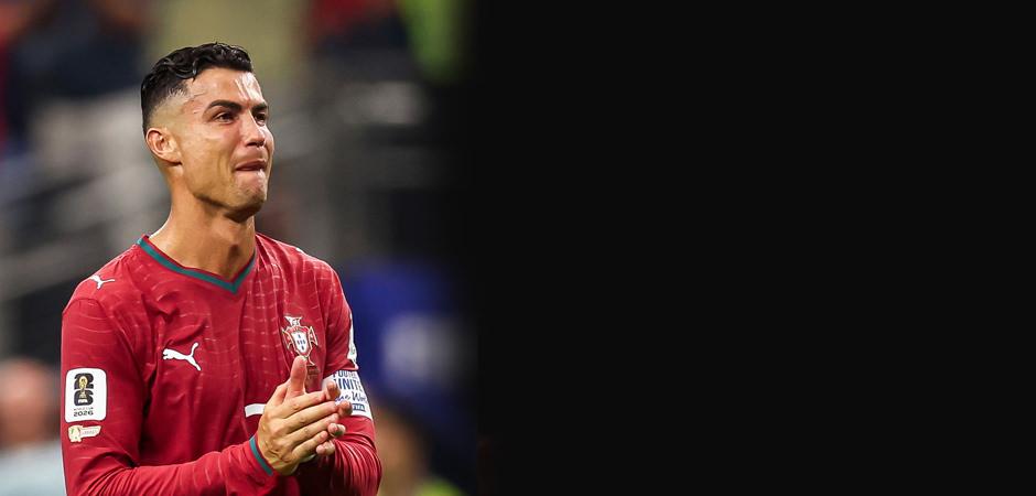 Ronaldo son ma&ccedil;ında rekor kırdı! G&ouml;zyaşları i&ccedil;inde veda etti