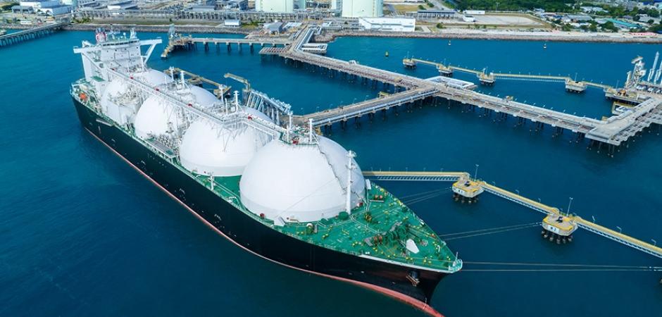 AB'nin Rus gazından vazge&ccedil;emediği ortaya &ccedil;ıktı! LNG ithalatında rekor kırıldı
