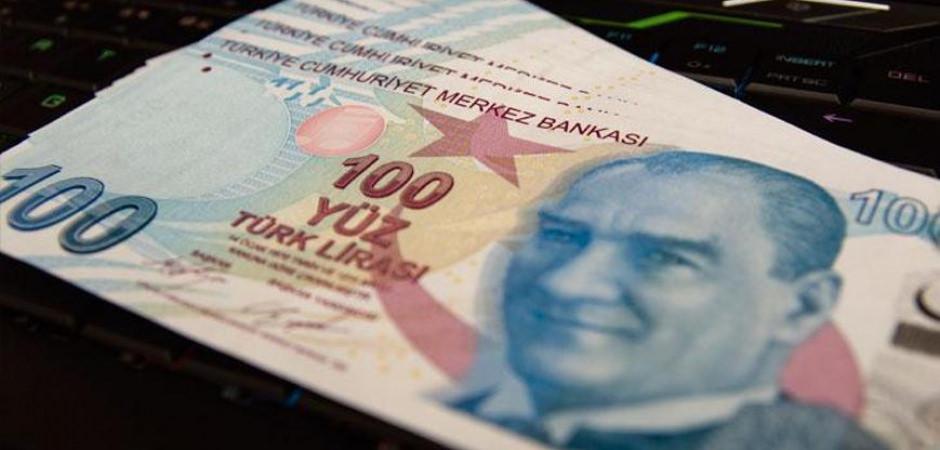 Bankacılar akın ediyordu! Artık o saatten sonra tek bir m&uuml;şteri bile i&ccedil;eri alınmayacak!