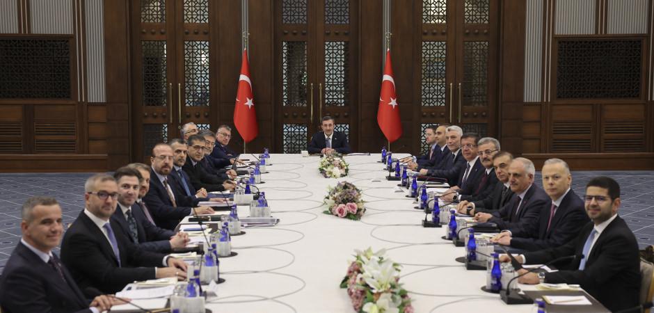 EKK'dan a&ccedil;ıklama: T&uuml;rkiye'yi ticaret merkezi yapmayı hedefliyoruz!