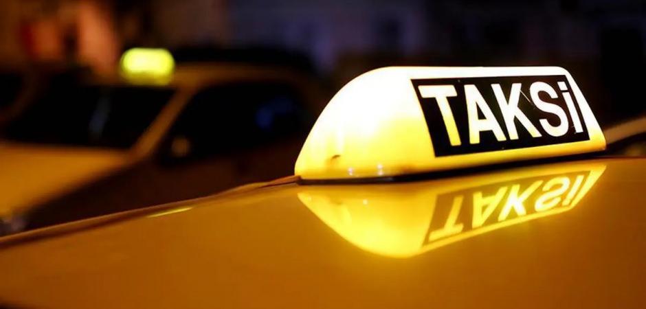 İBB 250 taksi plakasından 23'&uuml;n&uuml; sattı! Talep y&uuml;zde 90'dan fazla d&uuml;şt&uuml;