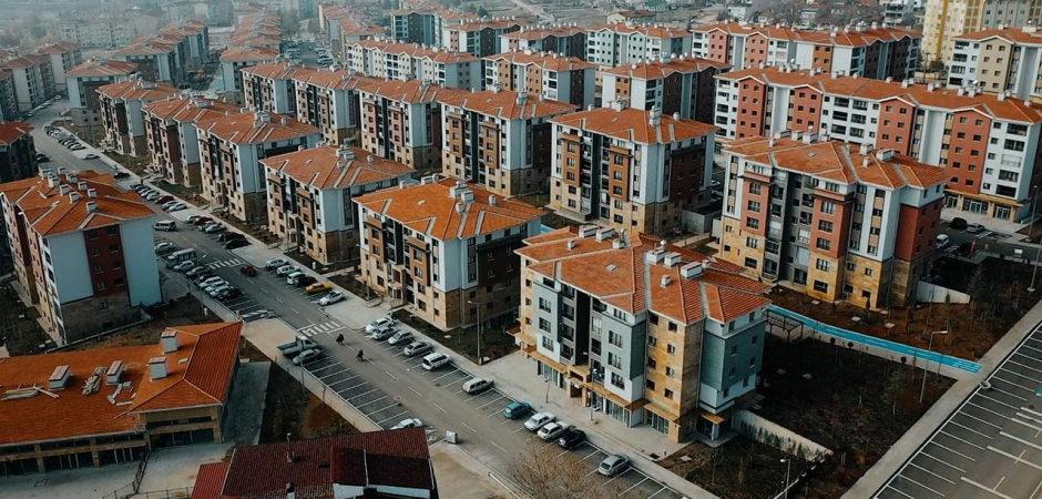 Konutta tahliye taahh&uuml;tnamesi krizi b&uuml;y&uuml;yor! Mahkemelerde dosya sayısı artıyor