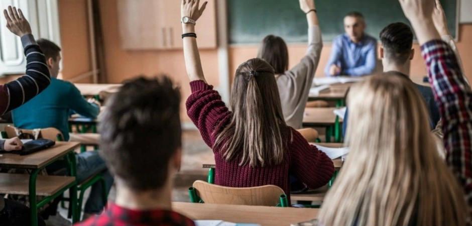 &Ouml;zel &uuml;niversite fiyatları cep yakıyor: Bazıları Oxford'u solladı!