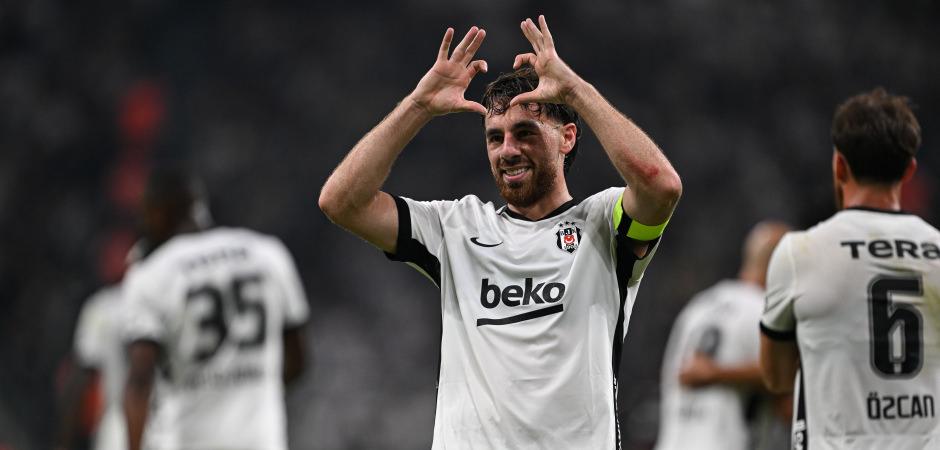 Sahne Orkun K&ouml;k&ccedil;&uuml;'n&uuml;n! Beşiktaş tur kapısını araladı