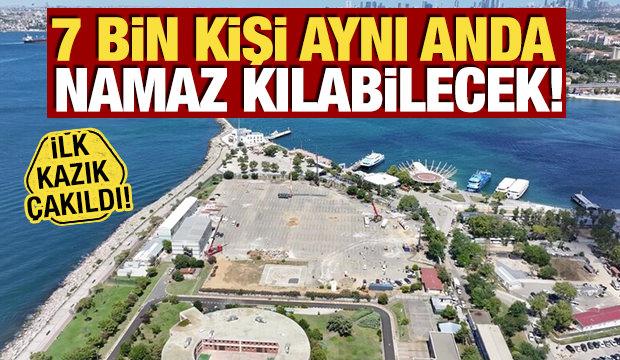 7 bin kişi aynı anda namaz kılabilecek! İlk kazık &ccedil;akıldı