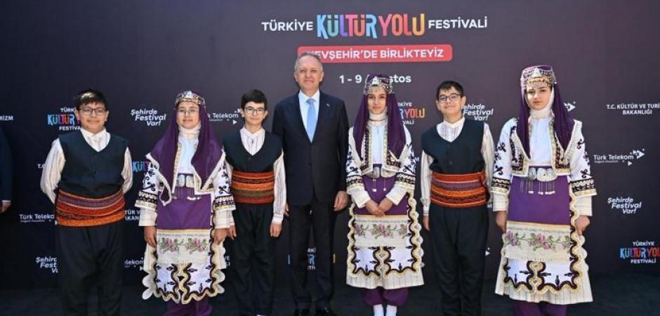 Kapadokya ev sahipliğinde Nevşehir K&uuml;lt&uuml;r Yolu Festivali başladı!