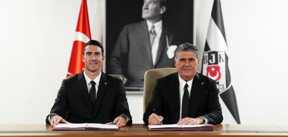 Beşiktaş Vlahovic'in maliyetini resmen a&ccedil;ıkladı!