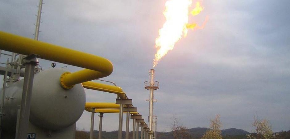 Bakan Bayraktar duyurdu: 2028'de 17 milyon haneye yerli gaz