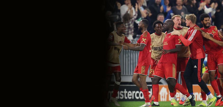 İlk ma&ccedil;ı 3-0 kaybetmişlerdi! Hi&ccedil; kimse şans vermiyorken Şampiyonlar Ligi bileti aldılar