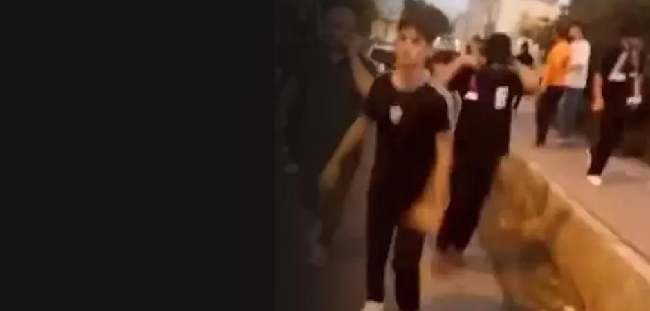 Diyarbakır&rsquo;da Trabzonspor taraftar otob&uuml;s&uuml;ne taşlı saldırı! Bir kişi yaralandı