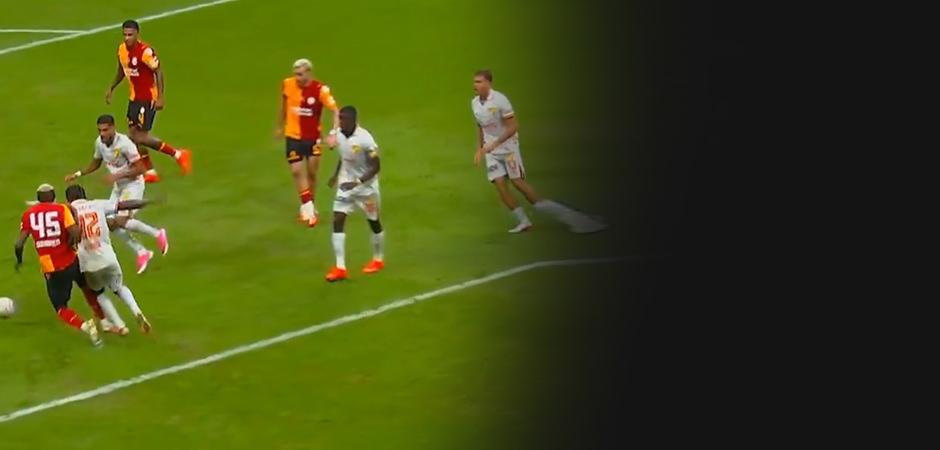 Galatasaray - G&ouml;ztepe ma&ccedil;ı g&uuml;ndemden d&uuml;şm&uuml;yor! Anthony Taylor kararı hatalı buldu