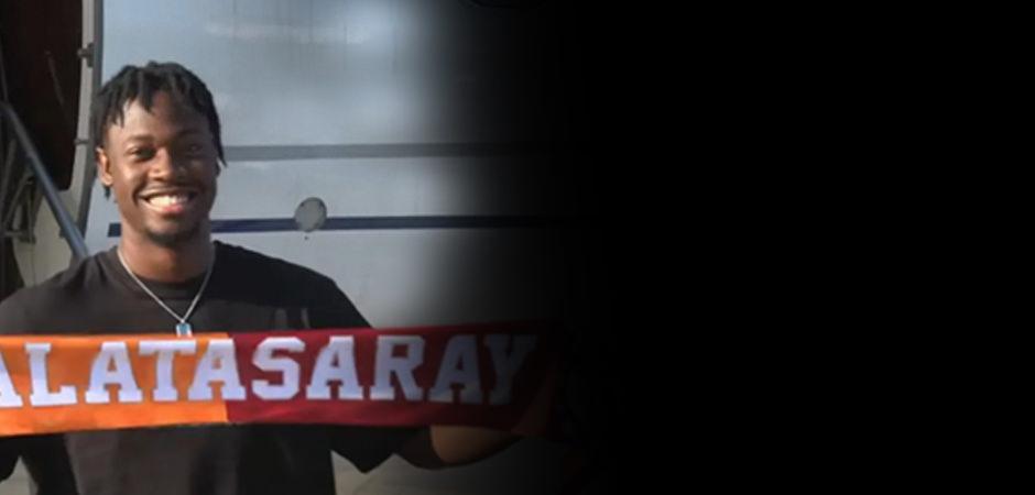 Galatasaray yeni transferini a&ccedil;ıkladı! El Chadaille Bitshiabu İstanbul'a geldi