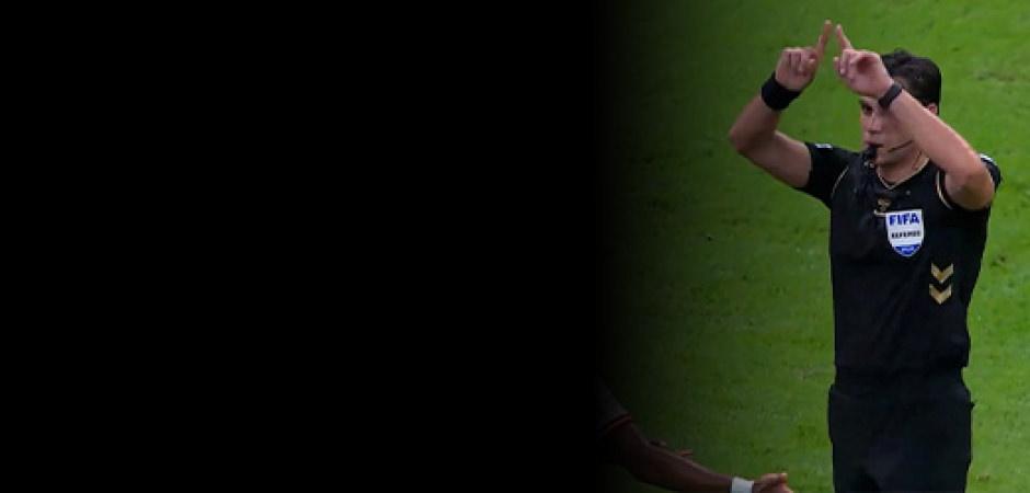S&uuml;per Lig'de 3. haftanın VAR kayıtları a&ccedil;ıklandı: Penaltılarda neler konuşuldu?