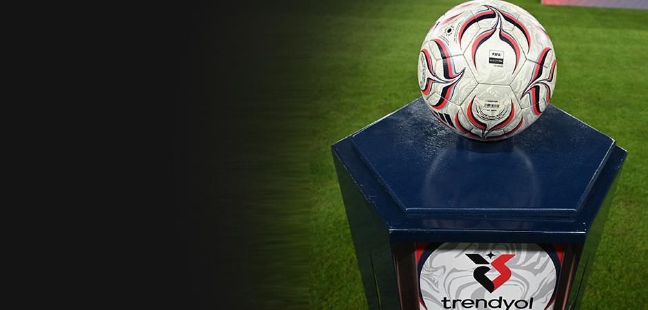 S&uuml;per Lig'de yarış erken kızıştı! Lider 3. haftada değişti