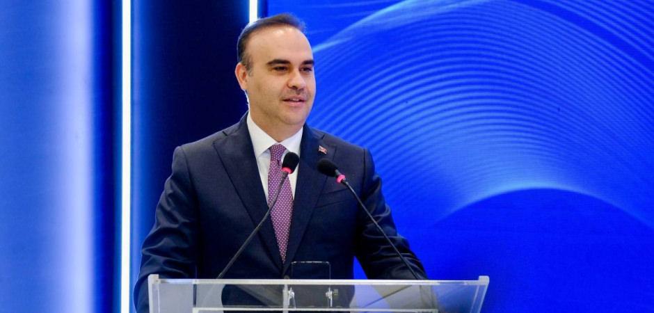 Bakan Kacır a&ccedil;ıkladı: T&uuml;rkiye ekonomisi 24 &ccedil;eyrektir kesintisiz b&uuml;y&uuml;yor