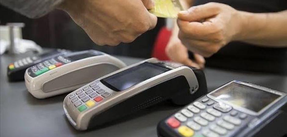 Kredi kartıyla &ouml;deyen dikkat! Komisyonu kılıfına yasal fren: Başvuran geri alabilir