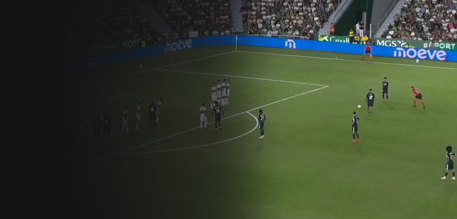 Arda G&uuml;ler'den serbest vuruşta enfes gol! T&uuml;m stat ayağa kalktı