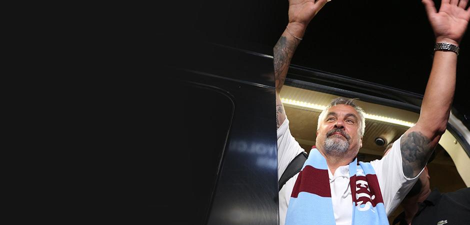 S&uuml;per Lig'e geri d&ouml;nd&uuml;! Trabzonspor yeni hocasına kavuştu
