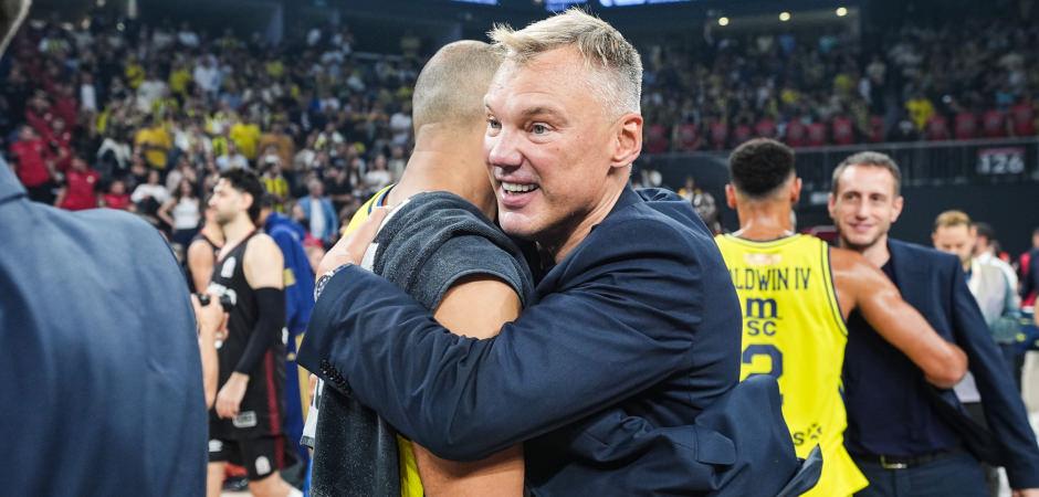 Saras Jasikevicius: Fenerbah&ccedil;e'de olduğum i&ccedil;in &ccedil;ok şanslıyım