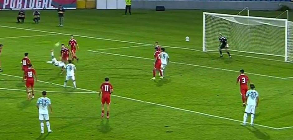 Bir d&ouml;nem Galatasaray'ın listesindeydi: Rodrigo Mora'dan muhteşem gol!