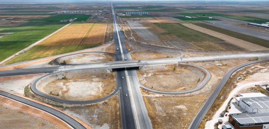 S&uuml;r&uuml;c&uuml;lerin &ccedil;ilesi bitiyor! Yol 40 dakika kısalacak: Yıllık 1,5 milyar TL tasarruf!