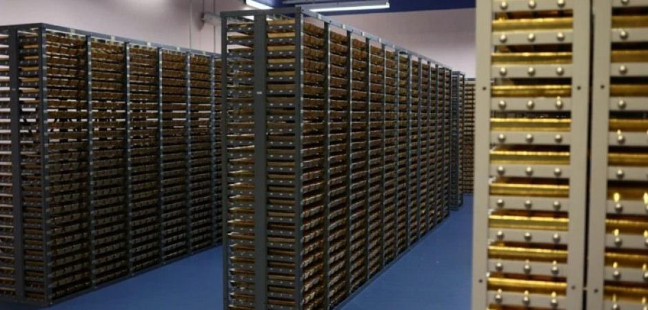 Ruslar altını Londra'dan Hong Kong'a taşıdı! Tam 112 ton