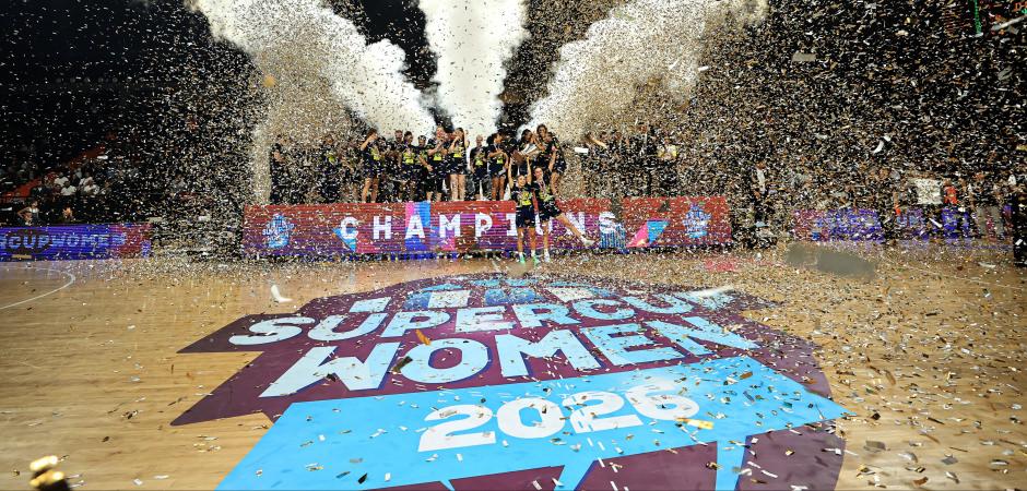 S&uuml;per Kupa'daki T&uuml;rk finalinde zafer Fenerbah&ccedil;e'nin!