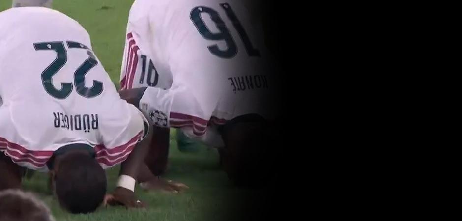 G&ouml;n&uuml;lleri fetheden hareket! Real Madrid'in yıldızları golden sonra secdeye gitti