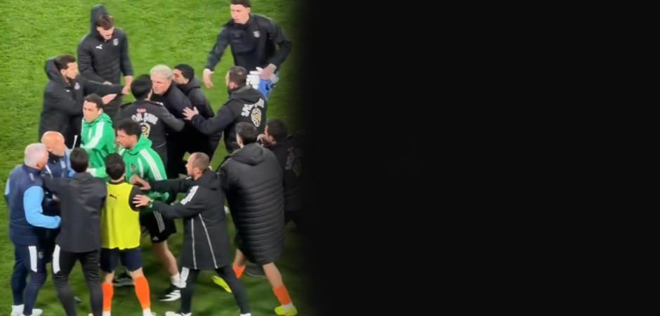 S&uuml;per Lig'de iki teknik adam birbirine girdi! Kırmızı kart &ccedil;ıktı