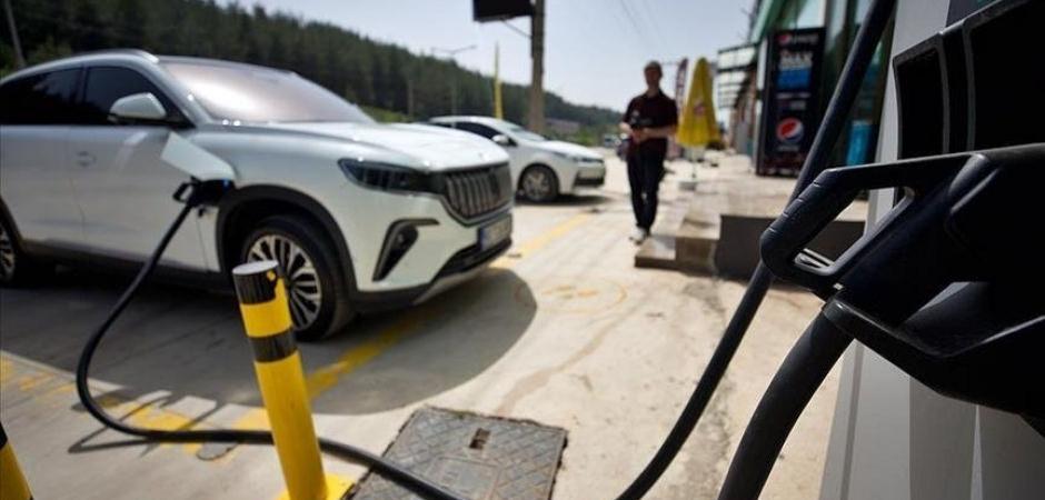 T&uuml;rkiye yollarındaki elektrikli otomobil sayısı 485 bini ge&ccedil;ti
