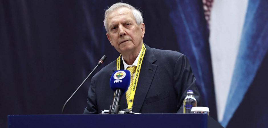 Aziz Yıldırım'dan s&uuml;rpriz derbi kararı