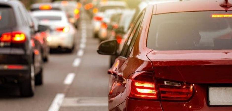 Bakan Bolat a&ccedil;ıkladı: T&uuml;rkiye otomotiv sekt&ouml;r&uuml; i&ccedil;in AB ile temaslar s&uuml;r&uuml;yor