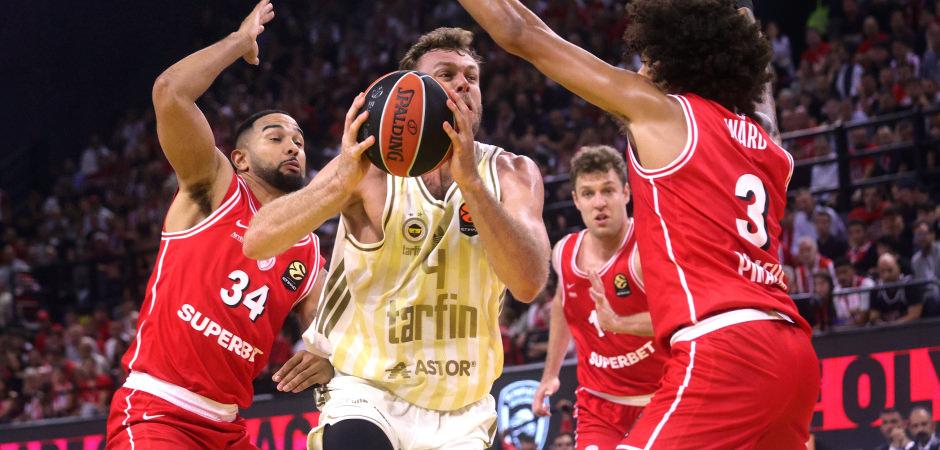 Fenerbah&ccedil;e, Yunanistan takımını devirdi