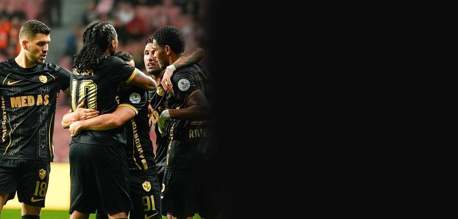 Amedspor'dan Galatasaray ma&ccedil;ı &ouml;ncesi yalıda dayanışma! Katılım 500 bin TL