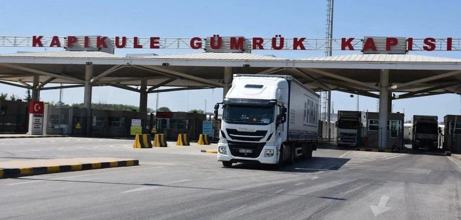 &Uuml;&ccedil; bakanlık, tır s&uuml;r&uuml;c&uuml;lerinin Schengen vizesi sorunlarını yakından takip ediyor