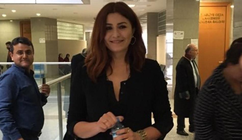 Oyuncu Deniz Çakır sanık sıfatıyla hakim karşısında! Magazin Haberleri