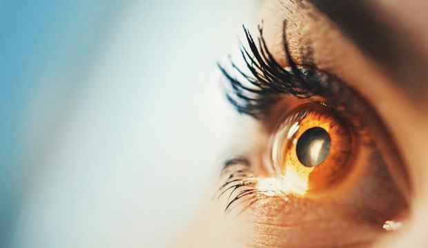 Göz seğirmesi nasıl geçer? Göz seğirmesine iyi gelen doğal tedavi