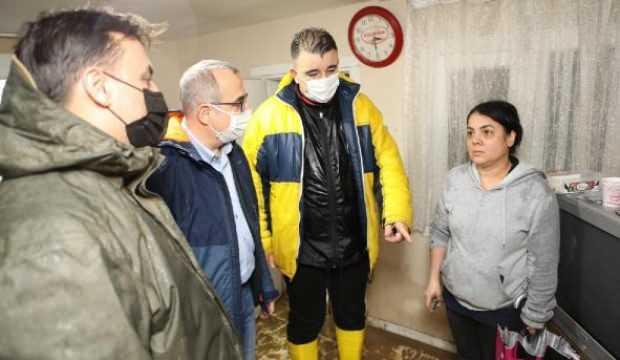 AK Parti heyeti sel felaketinin yaşandığı İzmir'de ...