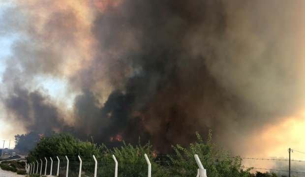 Antalya Manavgat'ta 2 noktada yangın! - GÜNCEL Haberleri