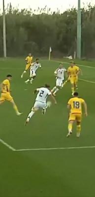 Beşiktaş'ın 19'luk yıldızından milli maçta Quaresma golü