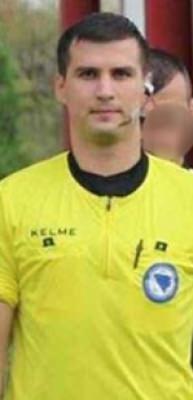 Kafede dehşet! Futbol hakemi önce öldürdü, sonra intihara kalkıştı